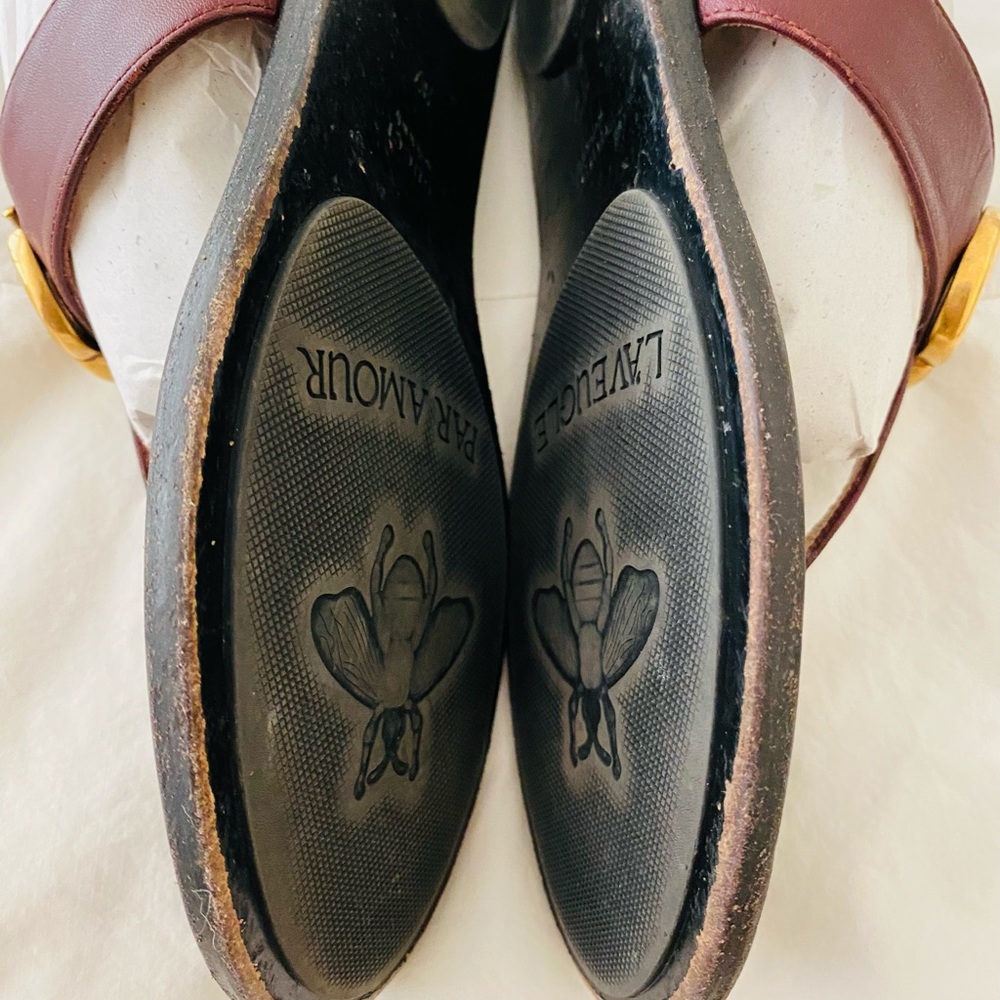 Authentic Gucci Sandals - Picture 8 of 12